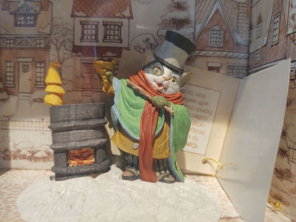 Catnip Corners - Chestnut Roaster Figurine
